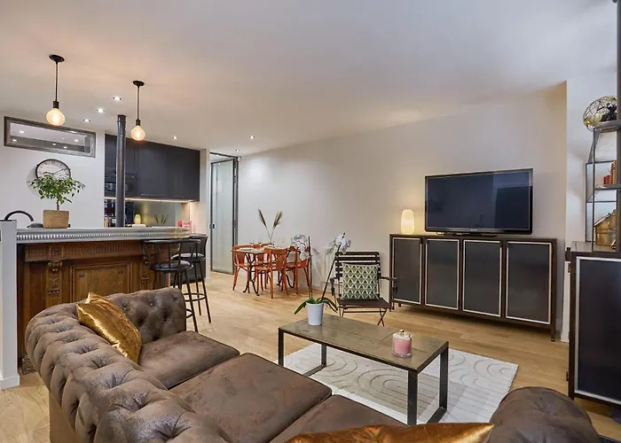 Appartement In The Center Of By Studioprestige